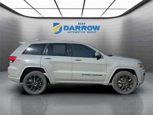 2022 Jeep Grand Cherokee Laredo