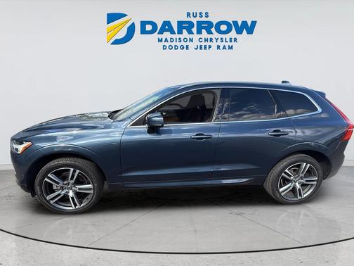 Denim Blue Metallic 2018 Volvo XC60 T5 Momentum