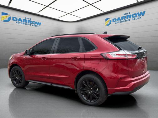 Rapid Red Metallic Tinted Clearcoat 2023 Ford Edge ST Line
