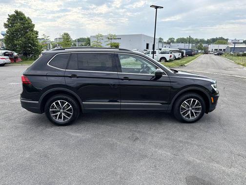 2020 Volkswagen Tiguan 2.0T SE 4MOTION