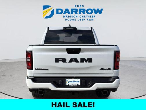 Ivory White Tri-Coat Pearlcoat 2026 RAM 1500 Laramie