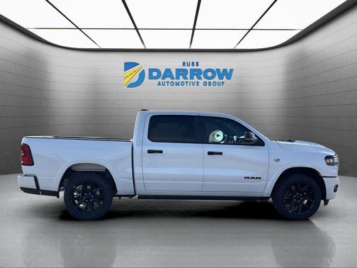 Ivory White Tri-Coat Pearlcoat 2026 RAM 1500 Laramie