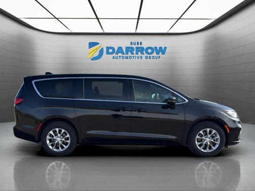 2025 Chrysler Pacifica L