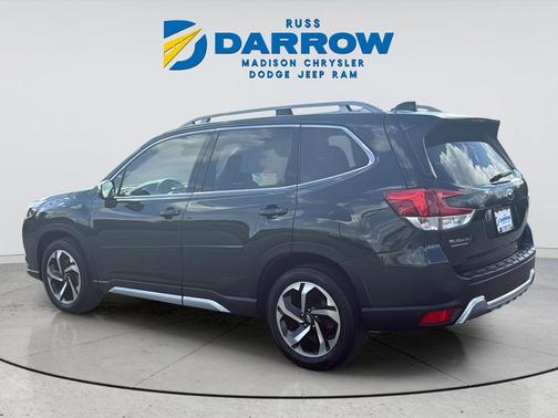 Cascade Green Silica 2023 Subaru Forester Touring