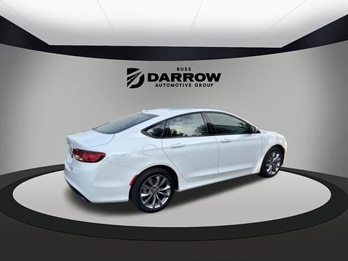 2016 Chrysler 200 S