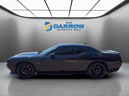 Pitch Black Clearcoat 2016 Dodge Challenger SRT 392