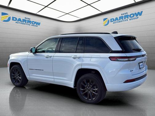 Bright White Clearcoat 2026 Jeep Grand Cherokee Limited