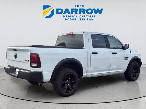 Bright White Clearcoat 2022 RAM 1500 Classic Warlock Crew Cab 4x4 5'7' Box