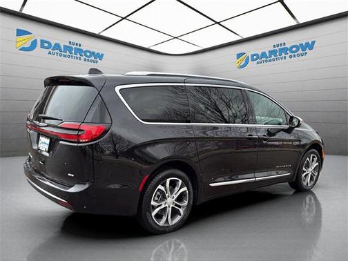 2026 Chrysler Pacifica L