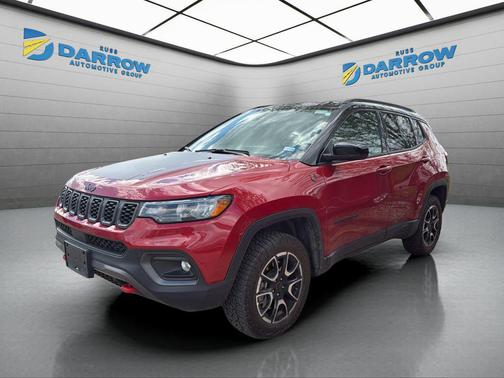Red Hot Pearlcoat 2025 Jeep Compass Trailhawk