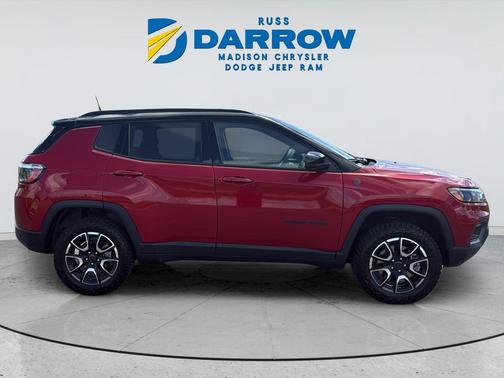 Red Hot Pearlcoat 2025 Jeep Compass Trailhawk