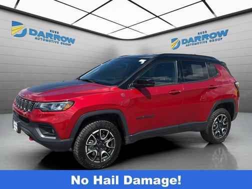 Red Hot Pearlcoat 2025 Jeep Compass Trailhawk