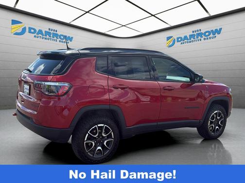 Red Hot Pearlcoat 2025 Jeep Compass Trailhawk