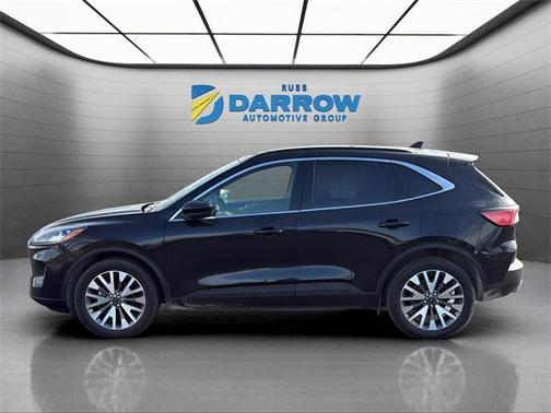 2022 Ford Escape Titanium