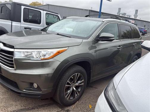 2016 Toyota Highlander XLE