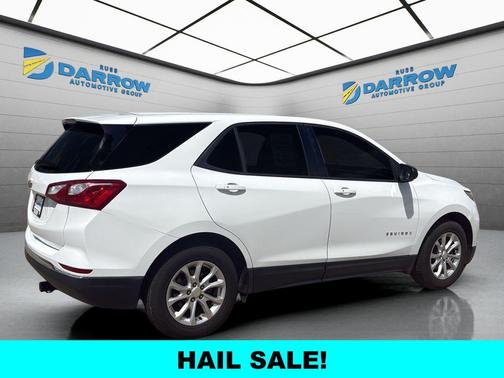 Summit White 2018 Chevrolet Equinox LS
