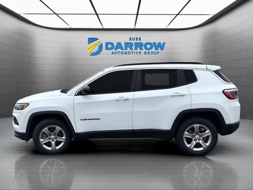 Bright White Clearcoat 2023 Jeep Compass Latitude