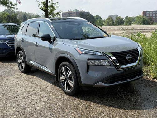 2022 Nissan Rogue SL