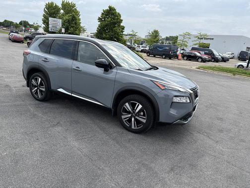 2022 Nissan Rogue SL