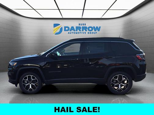 Diamond Black Crystal Pearlcoat 2026 Jeep Compass Limited
