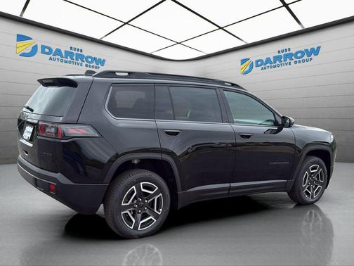 Diamond Black Crystal Pearlcoat 2026 Jeep Cherokee Limited