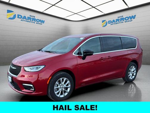 Red Hot Pearlcoat 2025 Chrysler Pacifica L