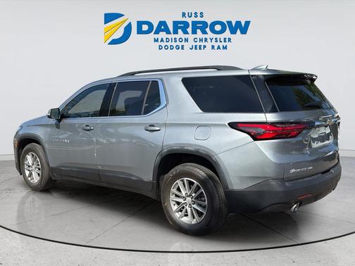 Sterling Gray Metallic 2023 Chevrolet Traverse LT Leather