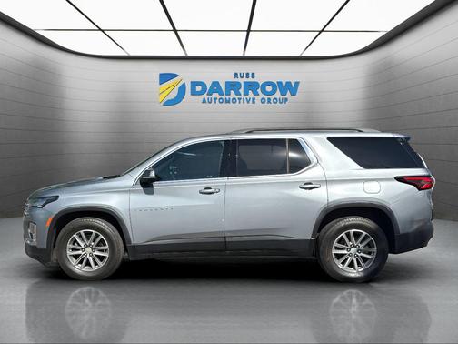 Sterling Gray Metallic 2023 Chevrolet Traverse LT Leather