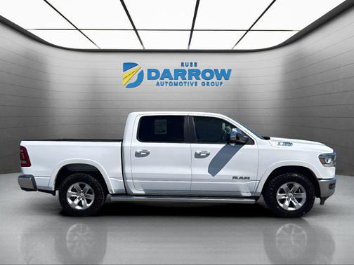 Bright White Clearcoat 2022 RAM 1500 Laramie