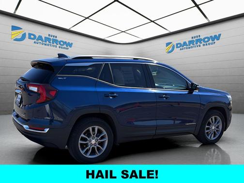 Marine Metallic 2022 GMC Terrain SLT