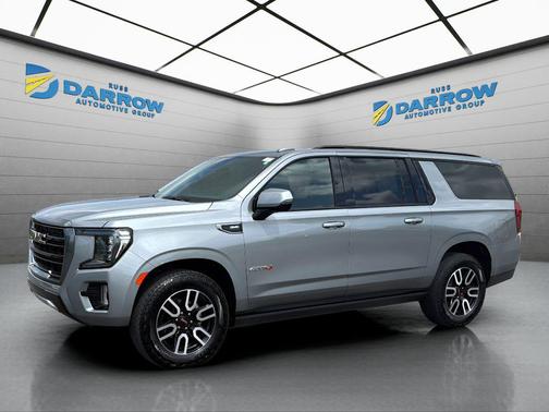 Sterling Metallic 2023 GMC Yukon XL 4WD AT4