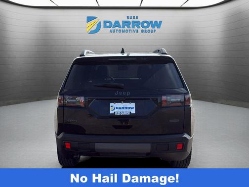 Diamond Black Crystal Pearlcoat 2026 Jeep Cherokee Overland