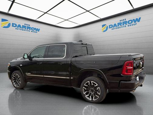 Diamond Black Crystal Pearlcoat 2026 RAM 1500 Limited
