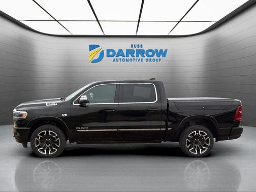 Diamond Black Crystal Pearlcoat 2026 RAM 1500 Limited