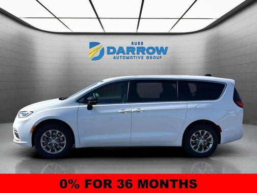 Bright White Clearcoat 2026 Chrysler Pacifica L