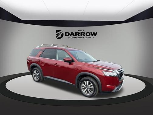 2023 Nissan Pathfinder SL 4WD