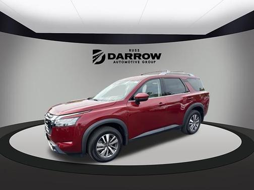 2023 Nissan Pathfinder SL 4WD