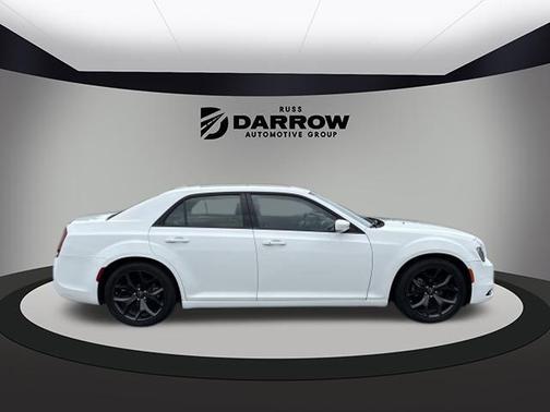 2022 Chrysler 300 S