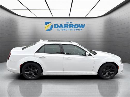 2022 Chrysler 300 S