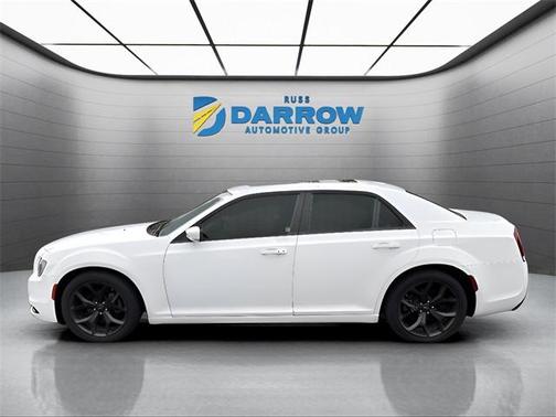 2022 Chrysler 300 S