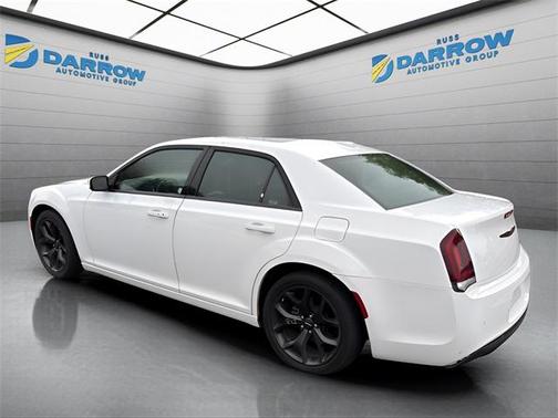 2022 Chrysler 300 S