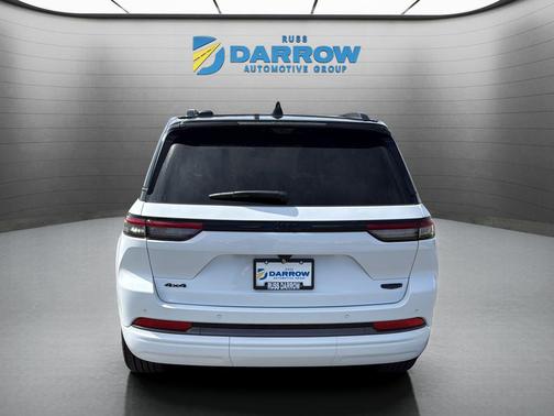 Bright White Clearcoat 2026 Jeep Grand Cherokee Summit