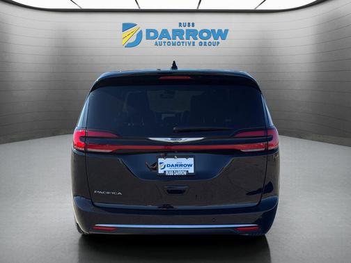 2025 Chrysler Pacifica L