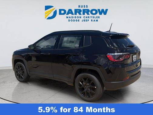 Diamond Black Crystal Pearlcoat 2026 Jeep Compass Sport