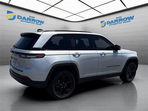 2022 Jeep Grand Cherokee Altitude