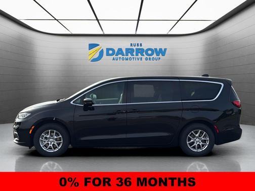 Diamond Black Crystal Pearlcoat 2026 Chrysler Pacifica L