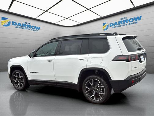 Bright White Clearcoat 2026 Jeep Cherokee Overland