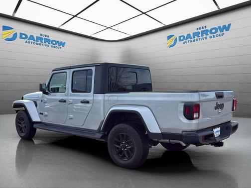 2023 Jeep Gladiator Sport S