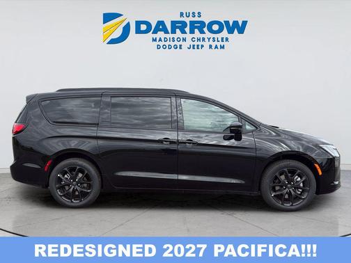 Diamond Black Crystal Pearlcoat 2027 Chrysler Pacifica Limited
