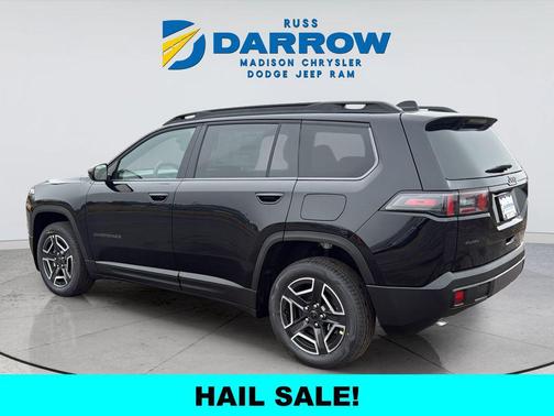 Diamond Black Crystal Pearlcoat 2026 Jeep Cherokee Laredo 4x4